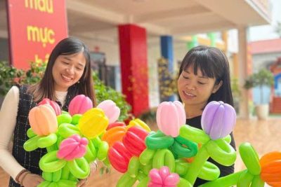 🎉🎉Chào mừng ngày Quốc tế phụ nữ  8/3🌷🌷 🌷